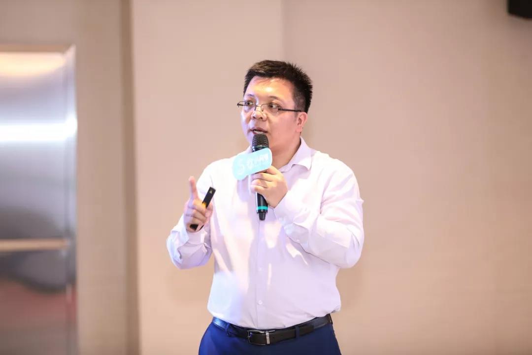 小问号大家长——刘仁杰老师